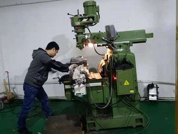 模具車間